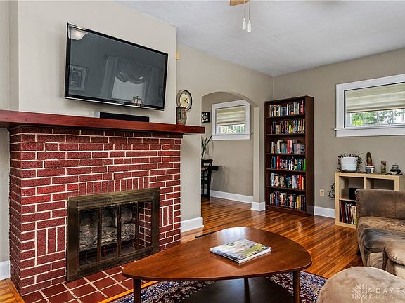 5th image of 1541 Gummer Ave