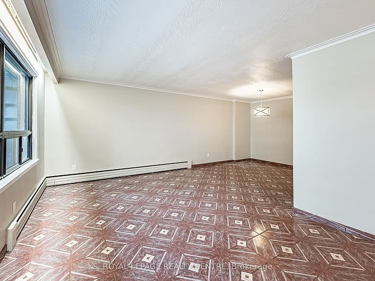 339 Sheppard Ave E #3 — Photo 5