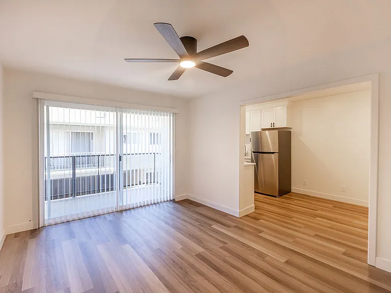 3771 Miramar Way — Photo 17