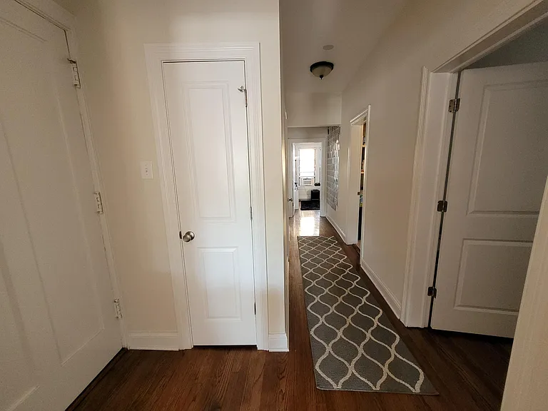 6757 N Sheridan Rd #3S — Photo 4