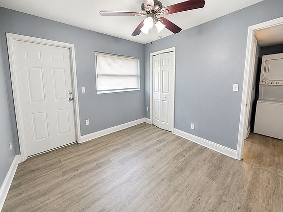 5th image of 710 Wailes St #6