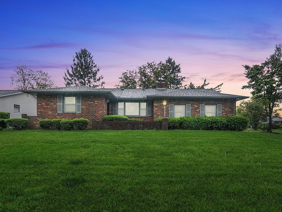 1st image of 3970 Far Hills Dr