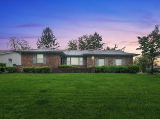 3970 Far Hills Dr, Columbus, OH 43224