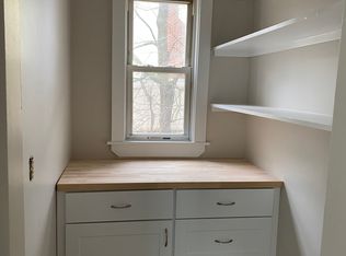 229 Poplar St FLOOR 3, Roslindale, MA 02131