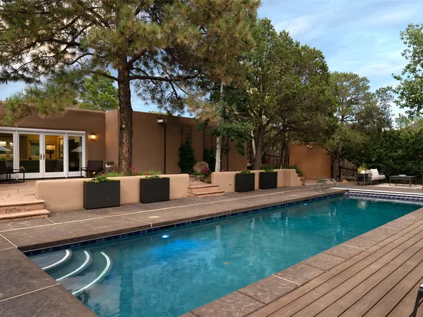 682 Garcia St, Santa Fe, NM 87505