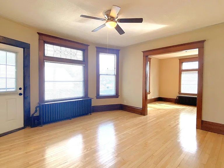 1105 Minnehaha Ave E #2 — Photo 2