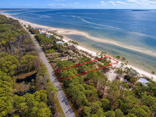2388 Highway 98 W, Carrabelle, FL 32322