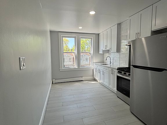 3rd image of 240 E Forest Ave #2