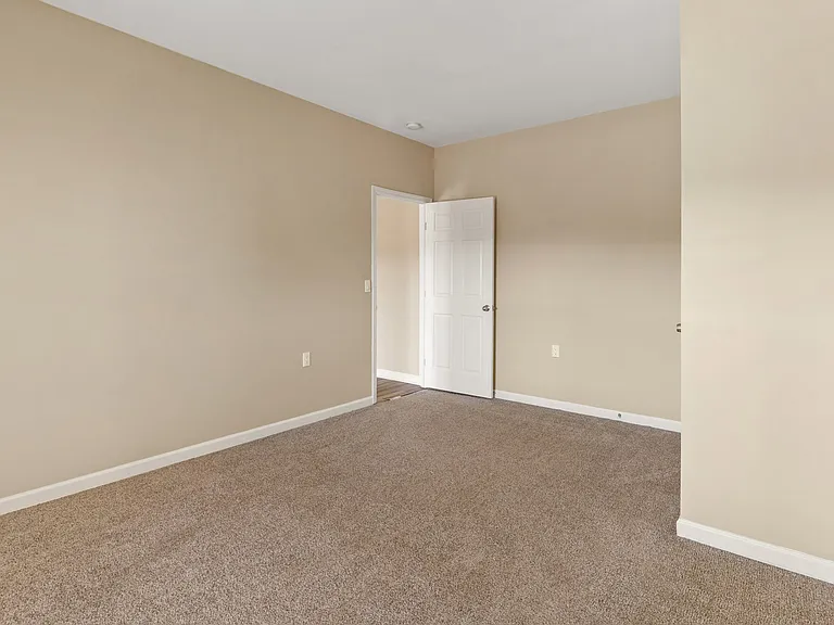 3194 Waverly Ln — Photo 45