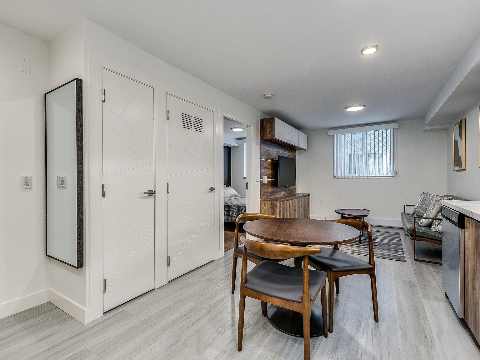 1 bed, 503 sqft, $2,990 — Photo 4