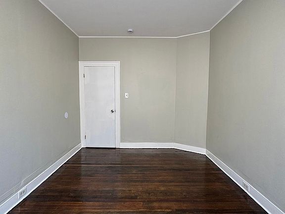 5th image of 263-262 Ellis Ave #1A