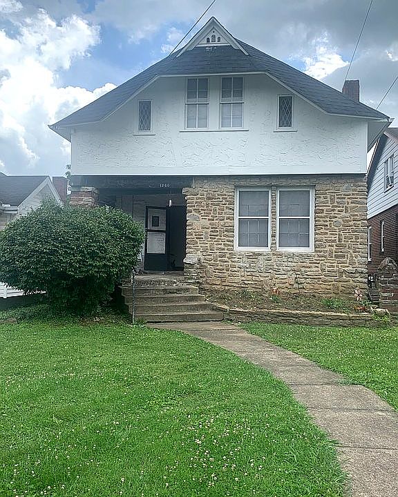 1st image of 1240 Forest Ave