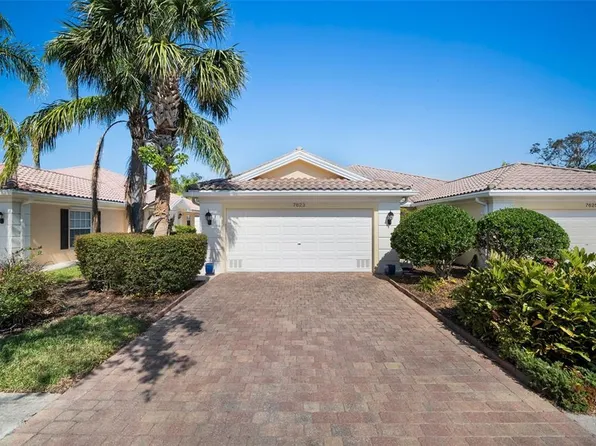 7623 Camminare Dr, Sarasota, FL 34238