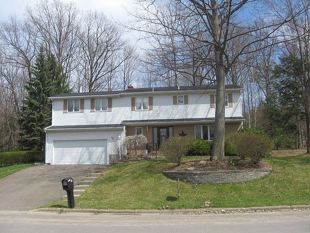 2nd image of 41 Oakwood Dr