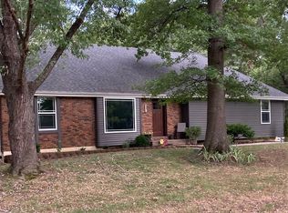 15162 E Quaker Rd, Nevada, MO 64772