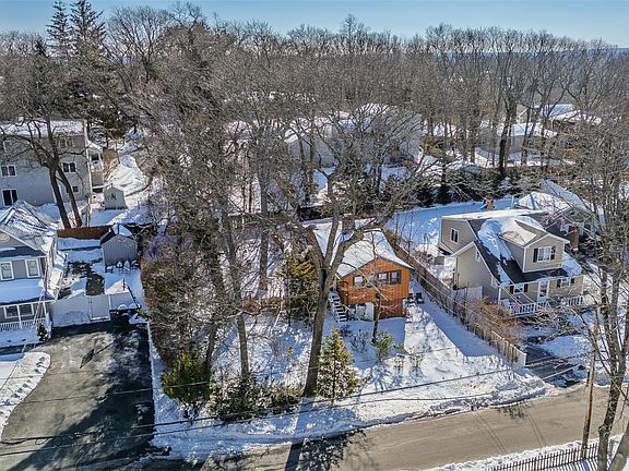 3rd image of 40 Hawthorne Road