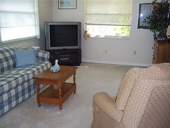 4th image of 2032 Hawkhurst Cir