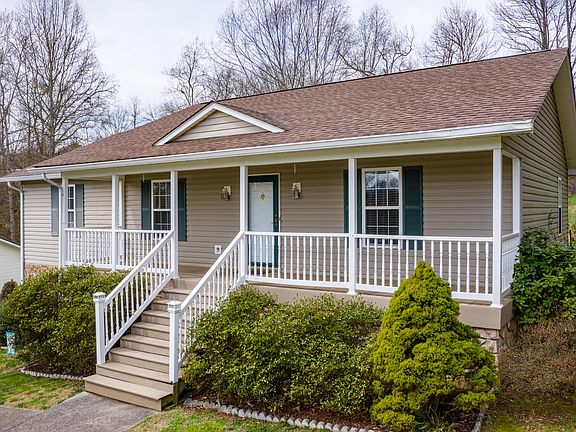2nd image of 133 Jk Gray Ln