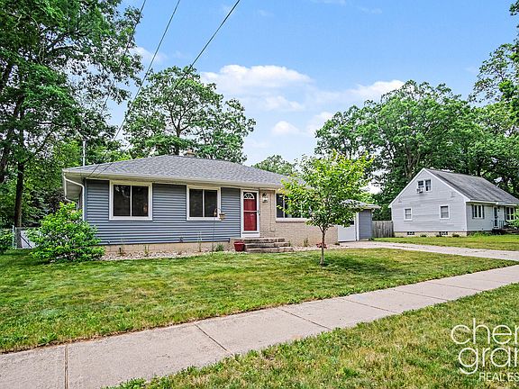 2nd image of 4631 Carrick Ave SE