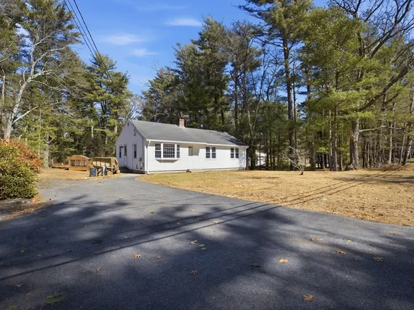 35 Grove St, Kingston, MA 02364