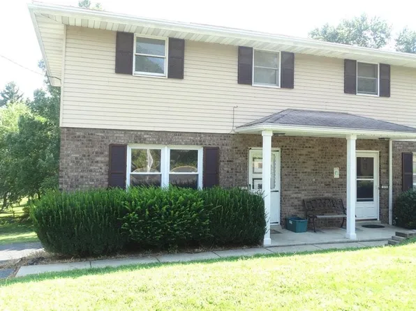 313 Fulton St, Akron, PA 17501