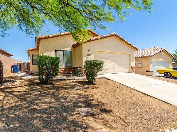 2nd image of 2534 W Teocalli Ct