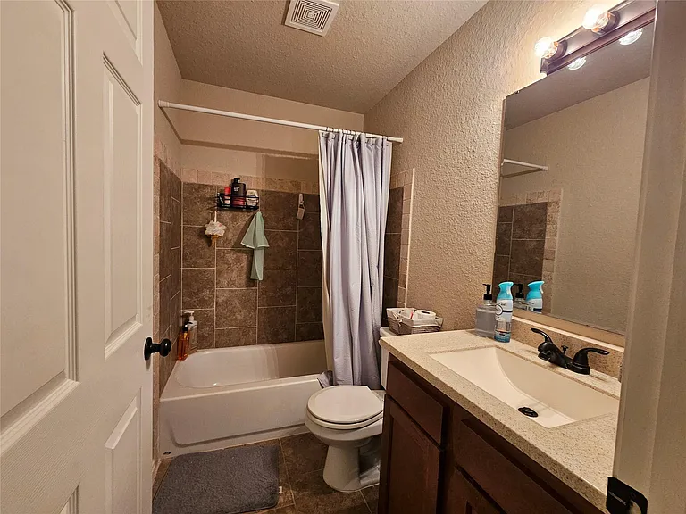 10761 Royal Terrell Dr — Photo 19