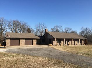 1317 E 430th Rd, Bolivar, MO 65613