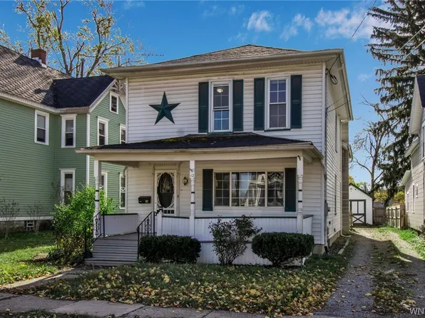 12 Wood St, Batavia, NY 14020