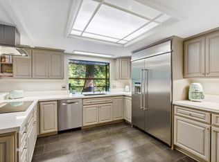 23579 Skyview Ter, Los Gatos, CA