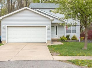 33788 Adams Ave, North Ridgeville, OH 44039