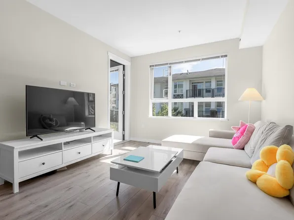 9233 Odlin Rd #315, Richmond, BC V6X 0V4