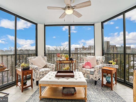 4th image of 5904 Mount Eagle Dr APT 516