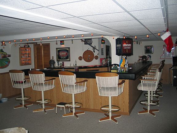 Walk out basement, bar!