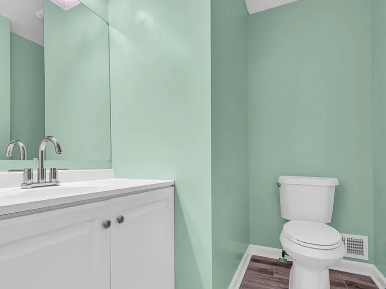 316 Davis Ave — Photo 7