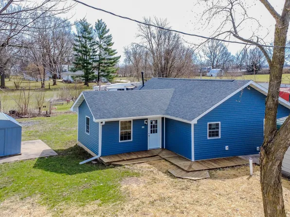 406 S Utterback St, Vandalia, MO 63382