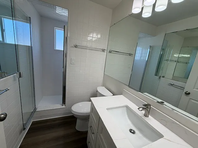 1170 Regent St #D — Photo 16
