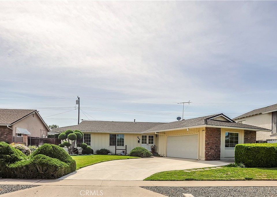 1st image of 644 Sherwood Ave