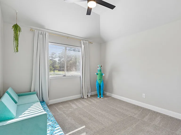 7909 Bonham Cv — Photo 25