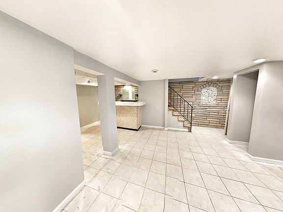 basement/4th bedroom