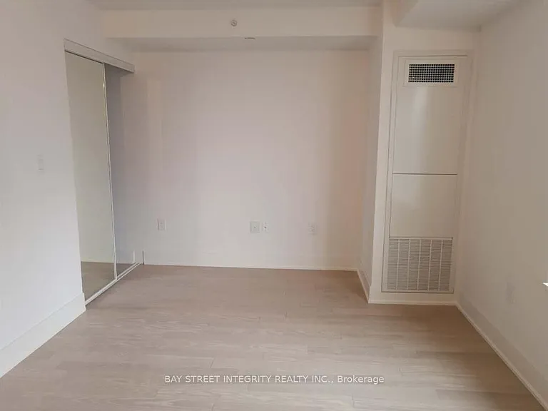 955 Bay St #2206 — Photo 7