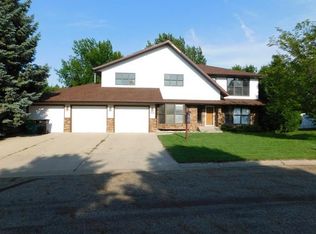 209 Toronto Loop, Bismarck, ND 58503