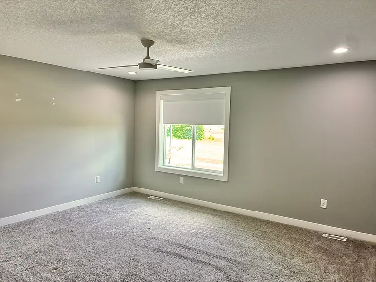 2324 SE Parkview Crossing Dr — Photo 28