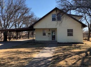1510 6th Ave, Canyon, TX 79015