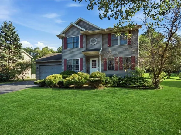 313 W Oak Hill Rd, Porter, IN 46304