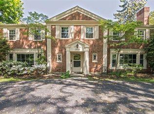2905 Paxton Rd, Shaker Heights, OH 44120