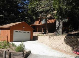 2202 Spring Oak Dr, Running Springs, CA 92382