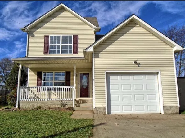 205 Alysheba Ct, Oak Grove, KY 42262