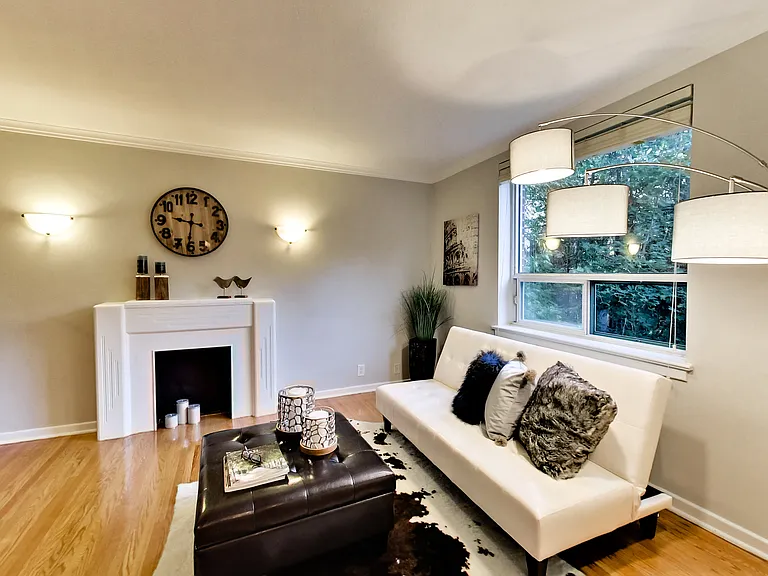 14 Chatsworth Dr #410 — Photo 22