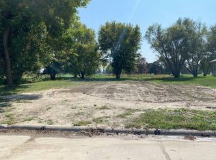 2112 M St, Aurora, NE 68818